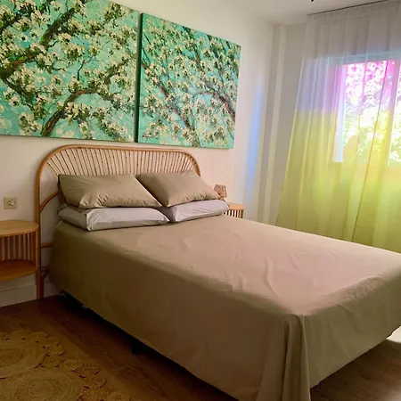 Midway Apartamento *