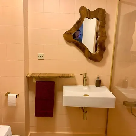 Midway Apartment Torremolinos